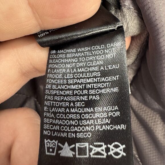 NEW The North Face Womens Mossbud Insulated Reversible Vest Medium Zip Pockets - Picture 11 of 11